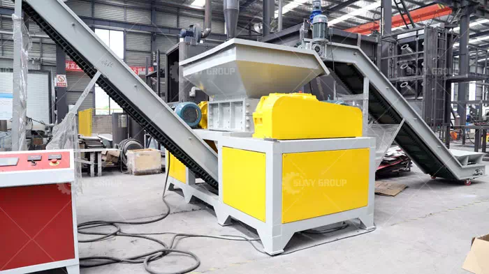 Double shaft shredder manufacturing workshop