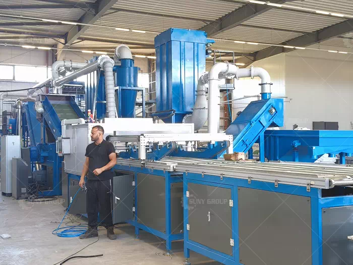 [field:title function='html2text(@me)'/]