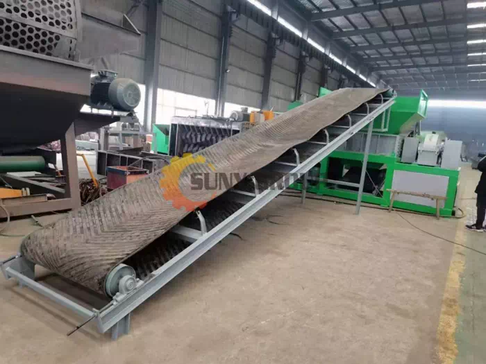 kuwait customer wood pallet shredder machine