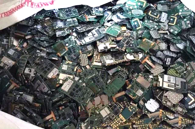 scrap circuit board-e-waste