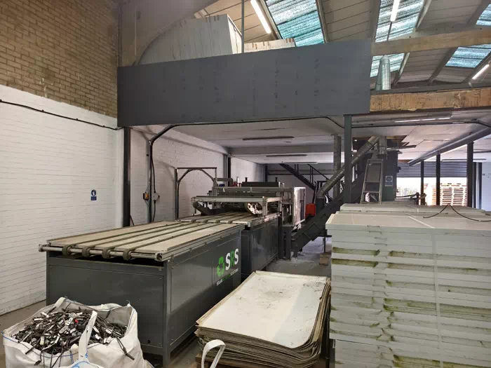 [field:title function='html2text(@me)'/]